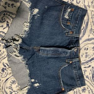 Womens Levi’s 501 shorts